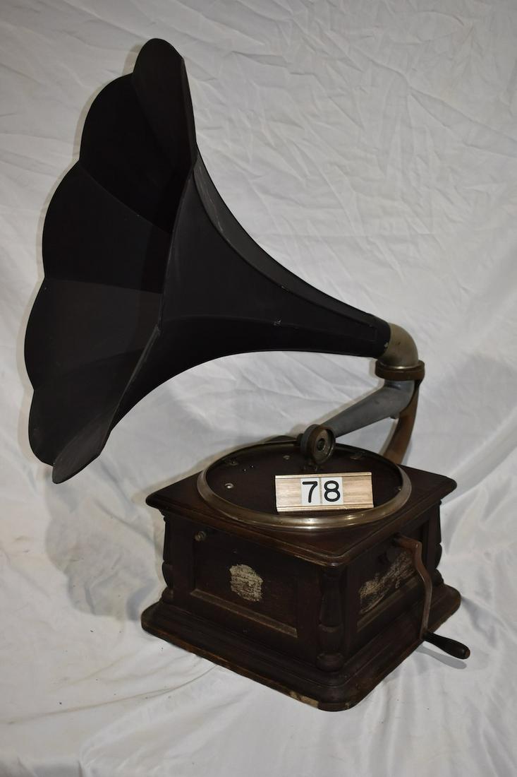 Columbia BI Sterling Disc Phonograph (1 of 3)