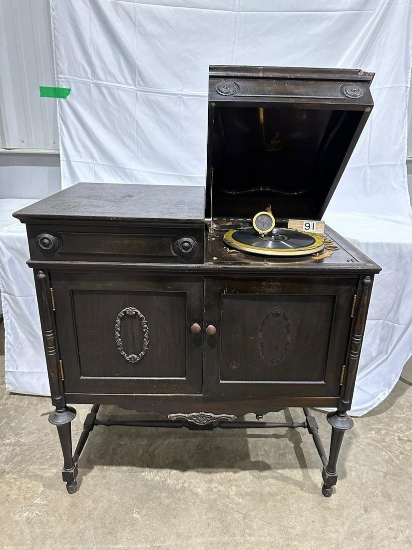 Emerson Console Floor Model Disc Phonograph (1 of 3)