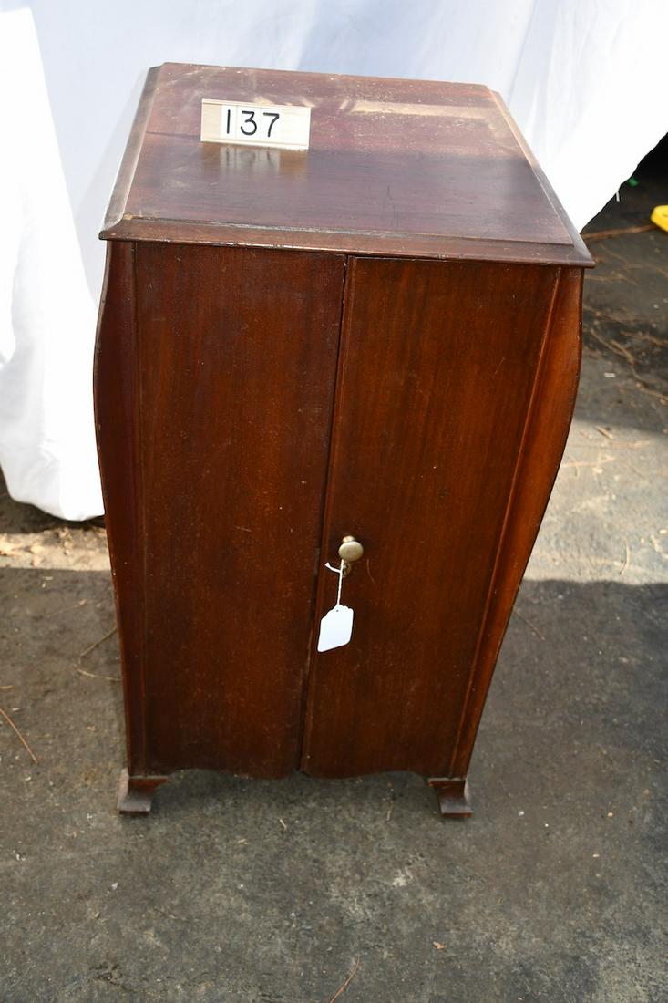 Mahogany Victor Record Cabinet (1 of 2)