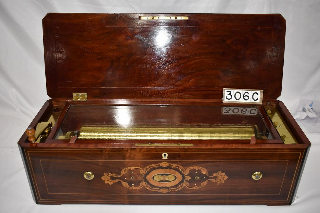 18" Fat Cylinder Music Box: Fancy case, works fine. A Massive one-piece comb. Bremond? Looks like Mandoline Format.