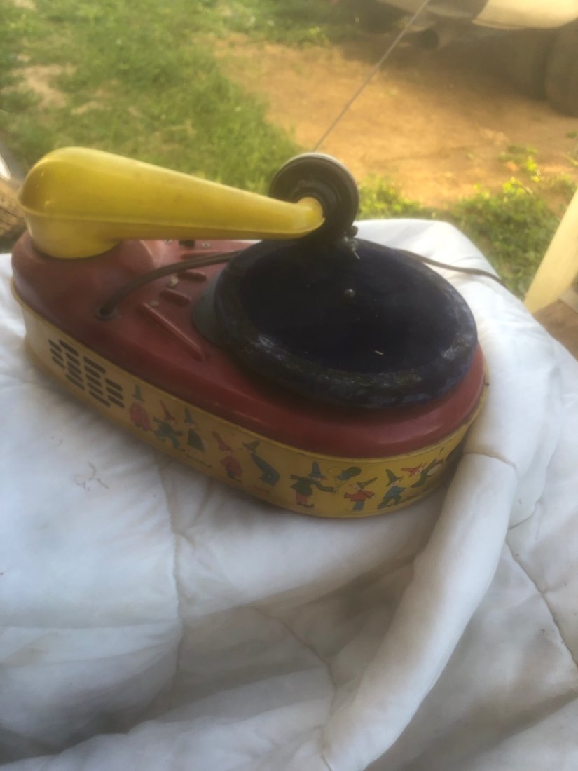 2- Childs Electric Phonographs: 1 Lindstrom Model 777 and 1 General Electric. One Lot