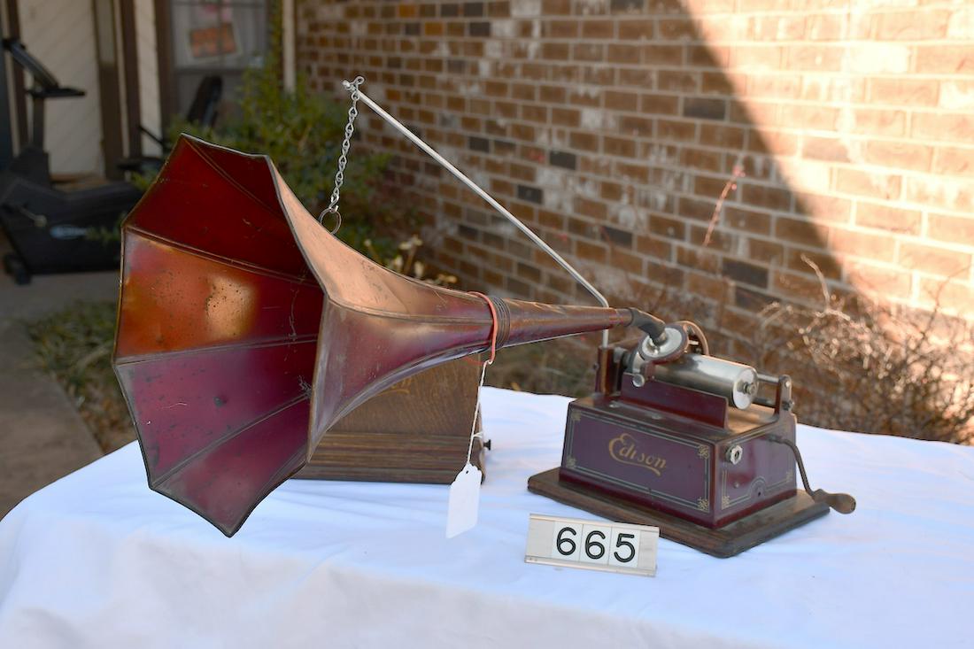 Edison Model D Maroon Gem Cylinder. Phonograph (1 of 3)