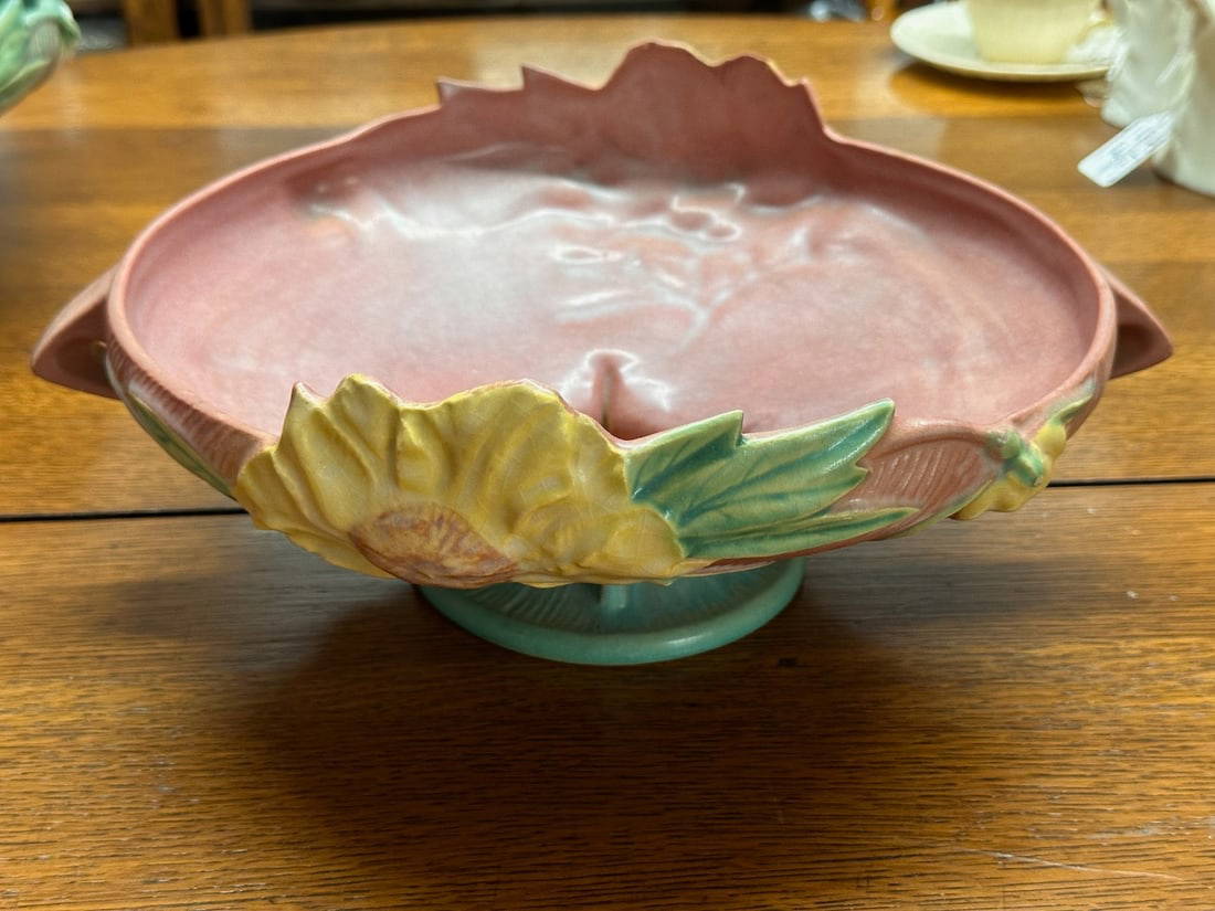 Roseville Pottery Bowl Auction