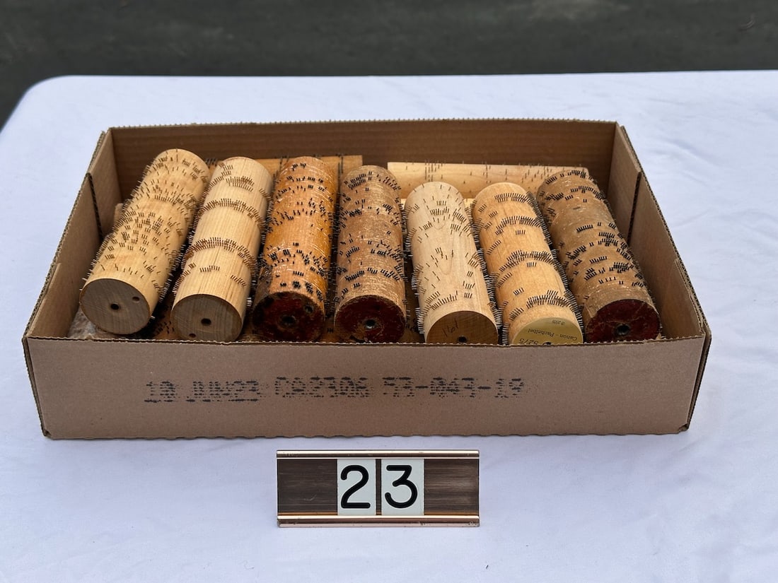 20 Roller Organ Cobs: 20 total. Good