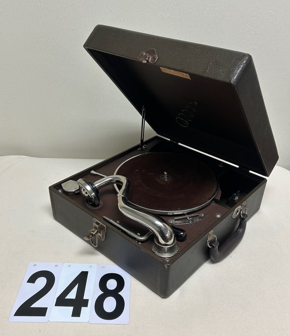 Watchtower Jehovah's Witness Portable Disc Phonograph (1 of 3)