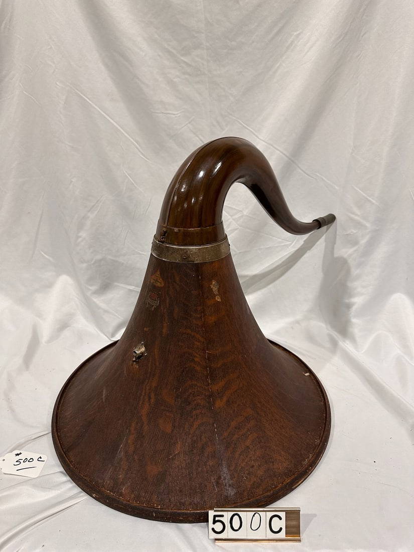 Music Master Wood Horn Auction