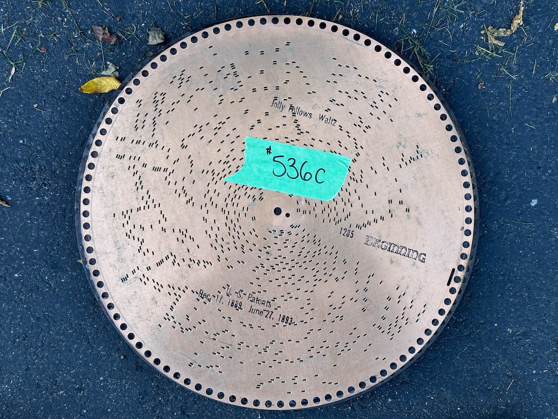 12- 15-1/2" Regina Music Disc: One lot