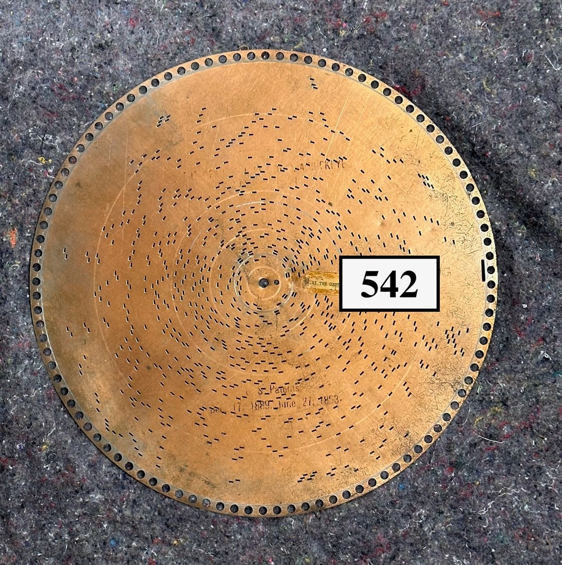 10 - Regina 15-1/2" Music Discs: One lot