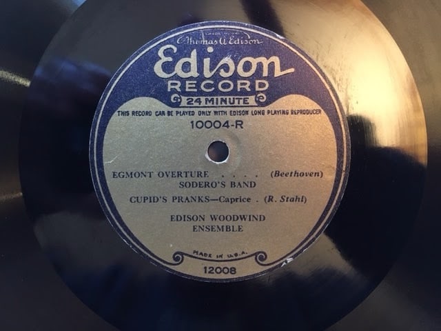 Edison 10" Long Play 24min Record #1004 (1 of 2)