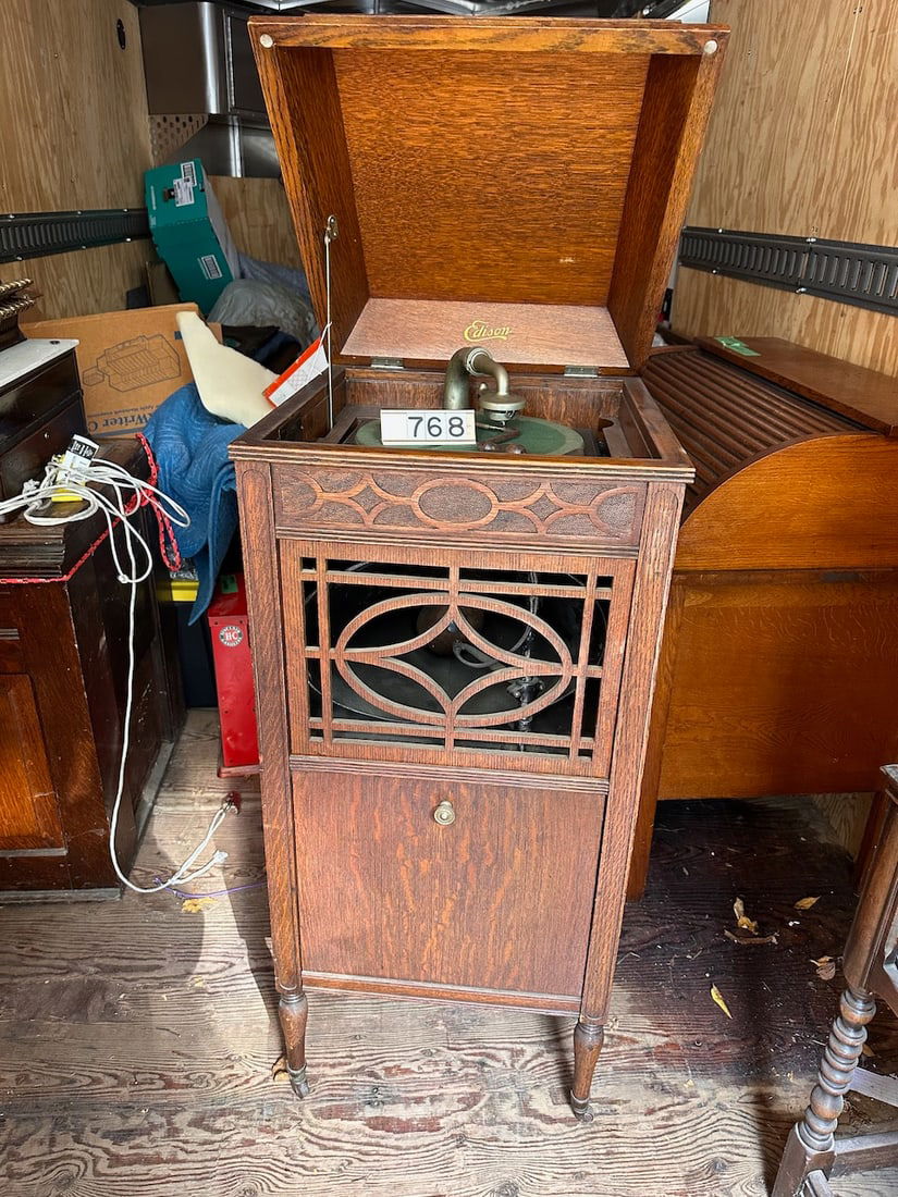 Edison C 150 Diamond Disc Floor Model Phonograph (1 of 3)