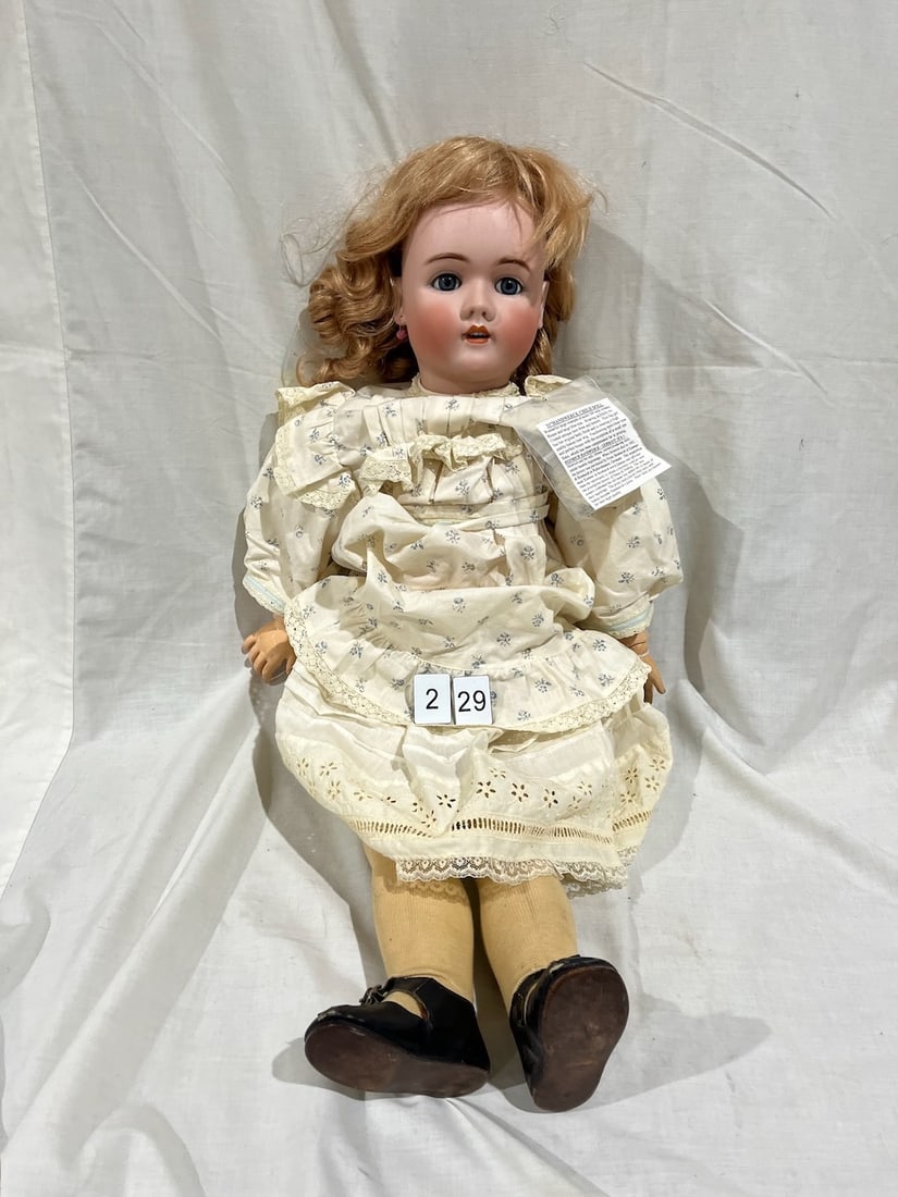 Handwerck Bisque Doll (1 of 3)