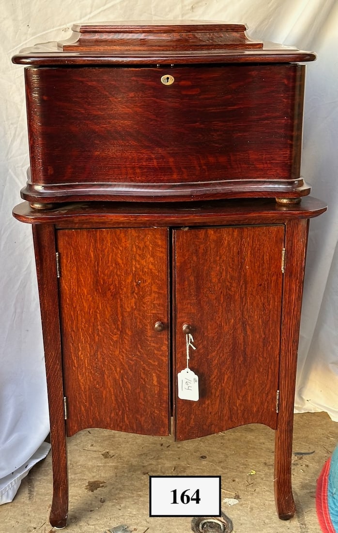 Reginaphone combination Music Box and Phonograph (1 of 5)