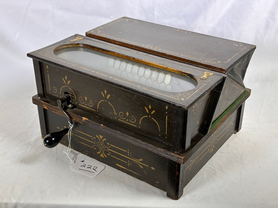 Gem or Home Wood Cob Roller Organ (1 of 2)