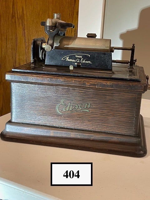 Edison Fireside Cylinder Phonograph (1 of 2)