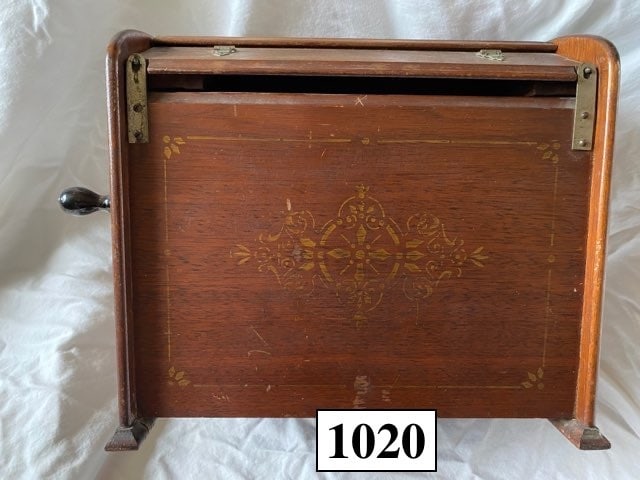 Paper Roll Organ (1 of 4)