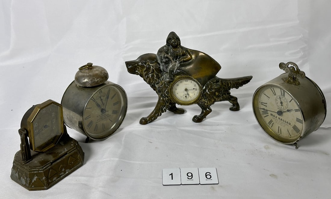 4 Novelty, Alarm and Dresser Clocks (1 of 4)
