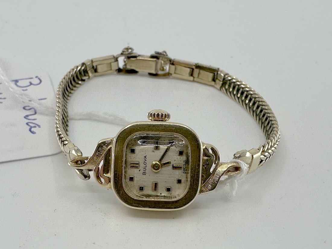 14k Lady's Wrist Watch: Bulova 14k