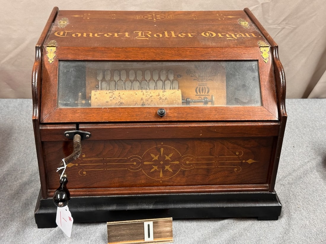 Concert Roller Organ (1 of 2)