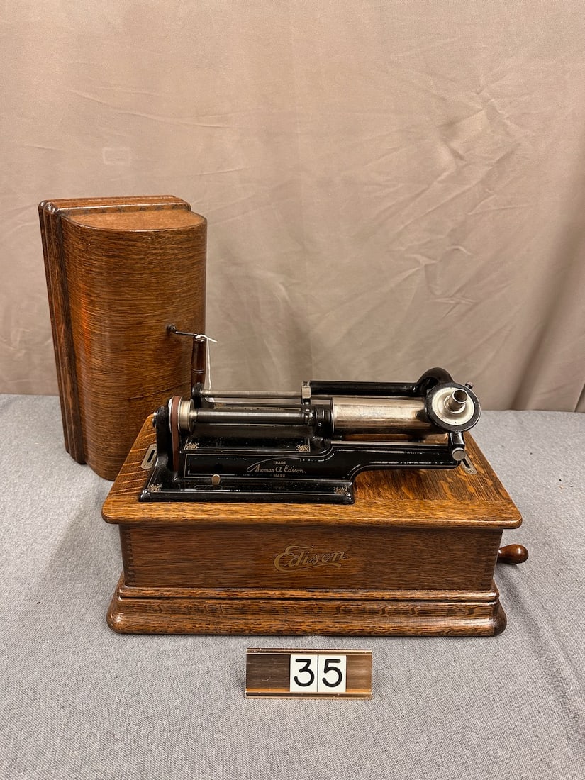 Edison Home Cylinder Phonograph (1 of 3)