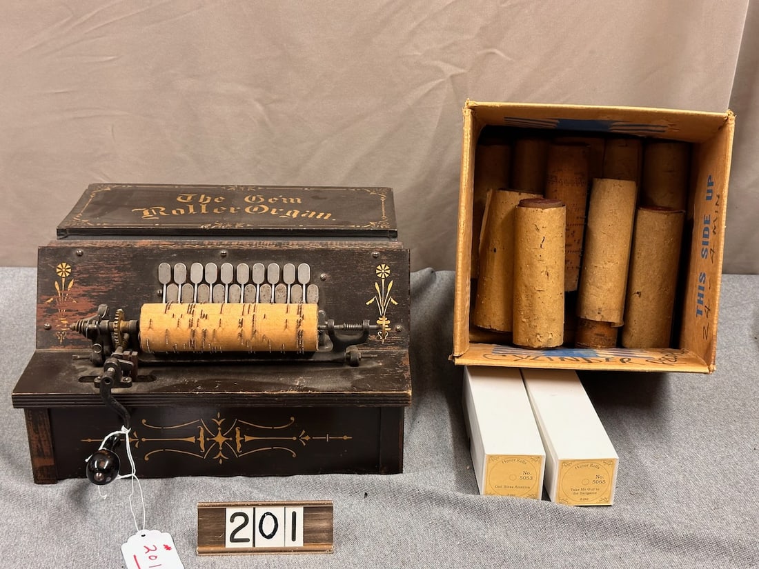 Gem Roller Organ (1 of 3)