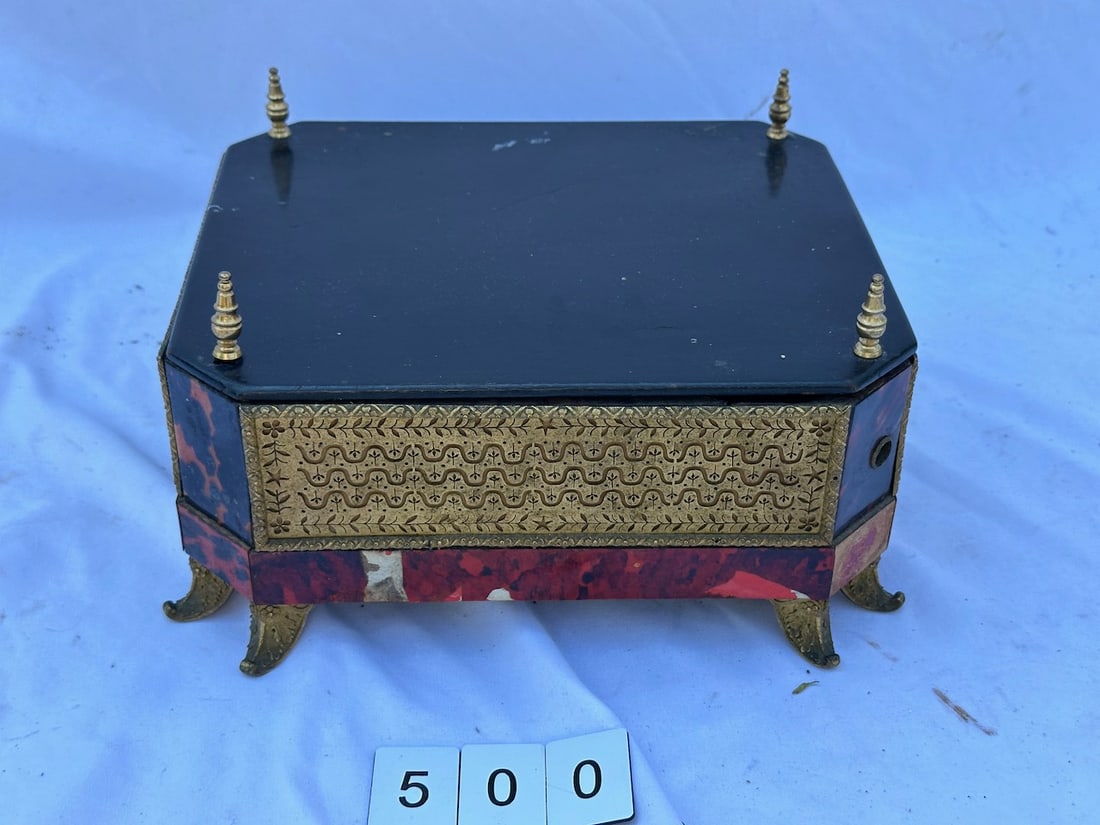 Cylinder Musical Base (1 of 4)