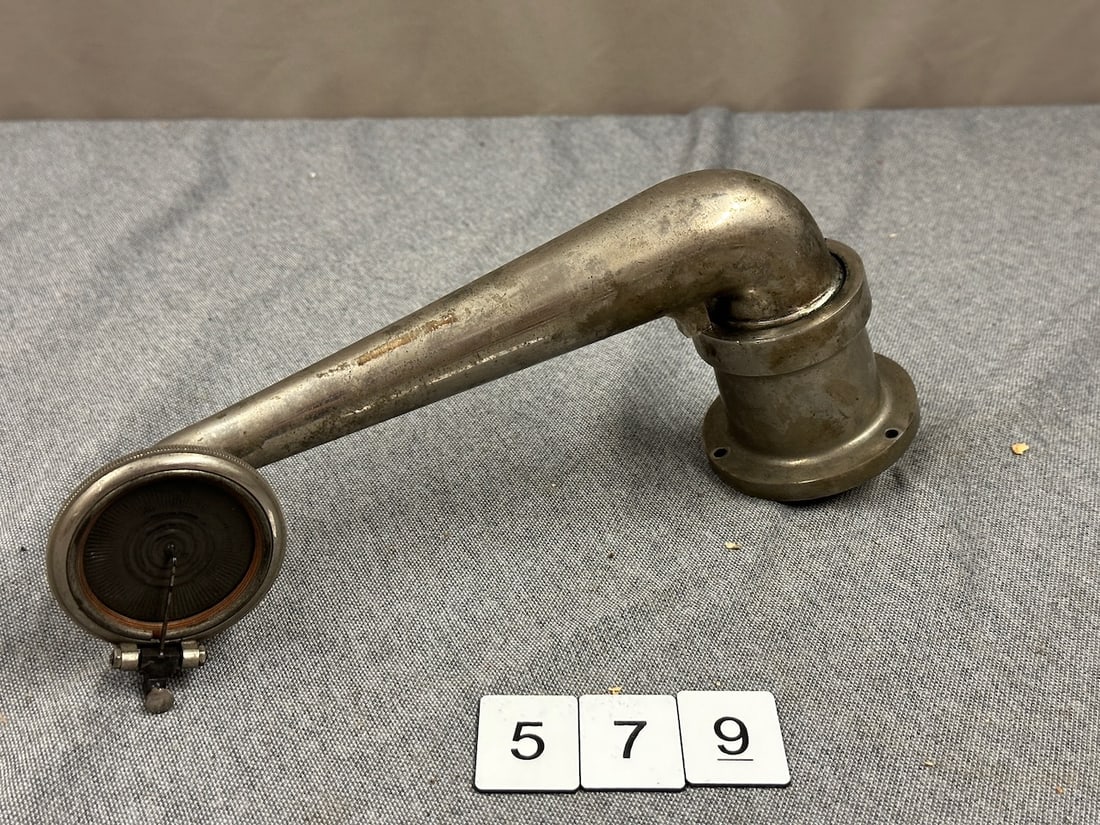 Reginaphone Tone Arm & Reproducer (1 of 2)