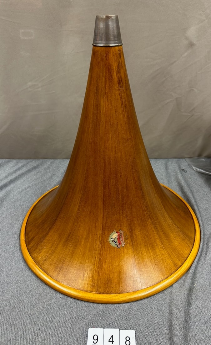 Don Gfell Wooden Phonograph Horn (1 of 4)
