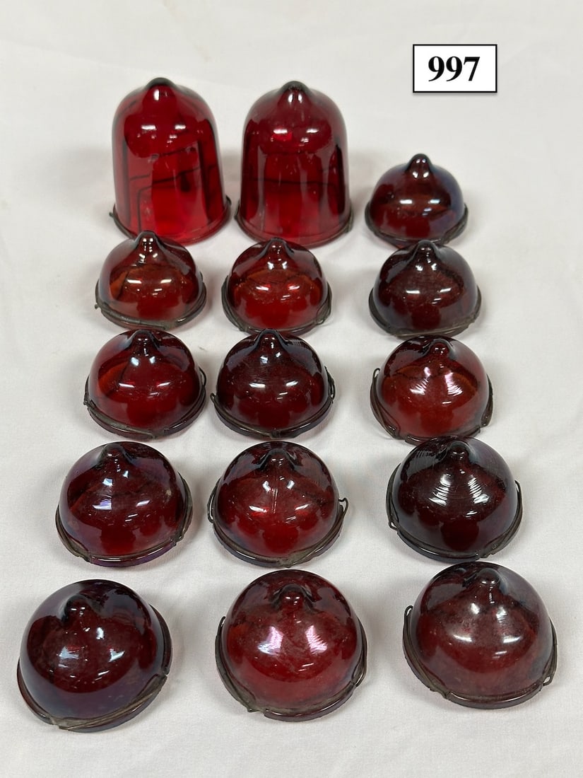 15 Bett's & Bett's Red Glass Light Bulb Display Covers. C1905 (1 of 2)