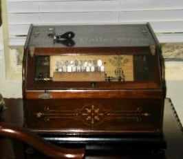 Concert Wood Cob Roller Organ (1 of 5)