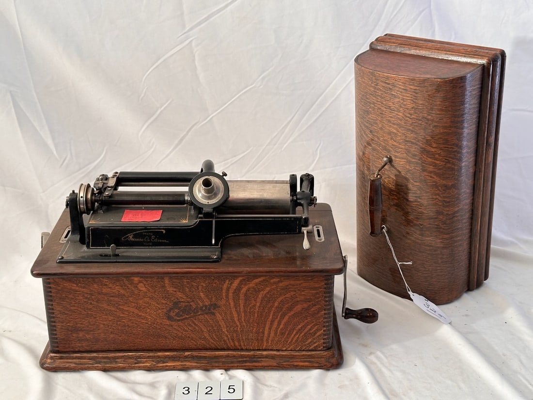 Edison Home Cylinder Phonograph: H reproducer, and crank with cover. 2-4 minute
