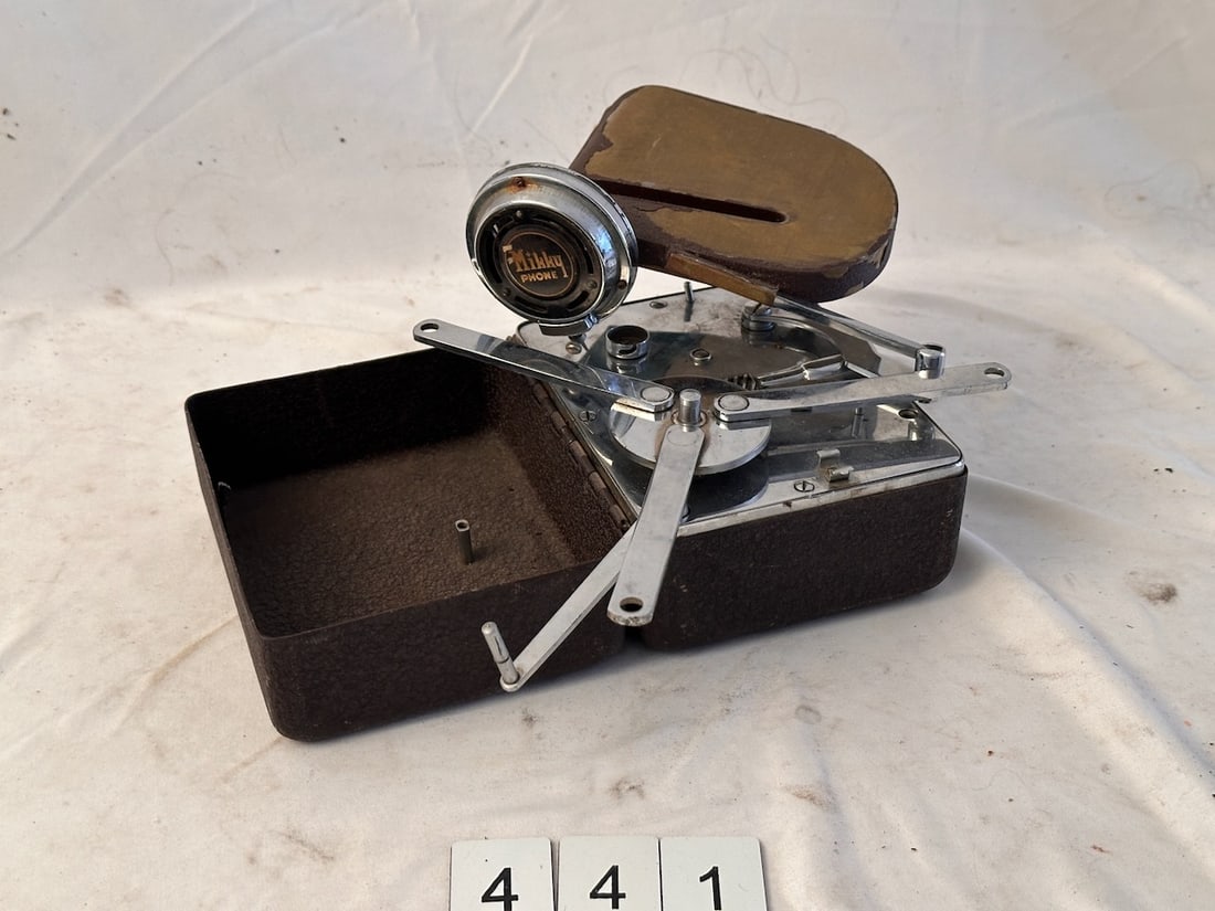 Mikkyphone "Pocket" Phonograph (1 of 1)