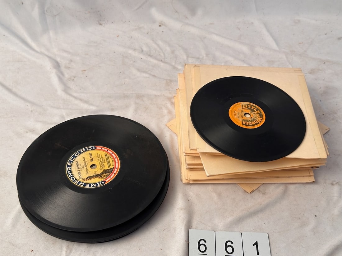 Emerson and Little Wonder Records: 18 Little Wonders, and 7 Emerson records