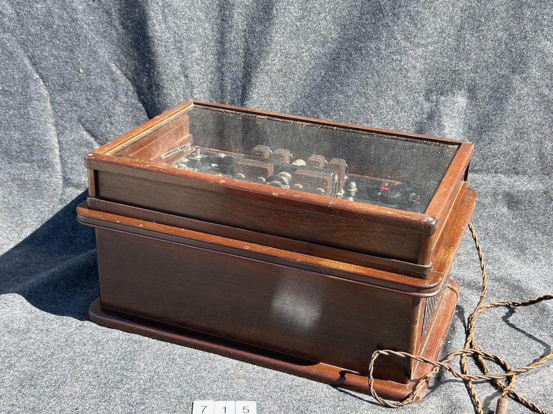 H.G. Fischer Diathermy Type G2 Electrotherapy Machine (1 of 4)