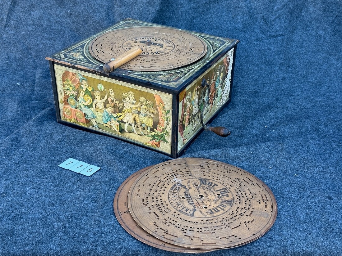 Otero Paper Disc Organette (1 of 3)