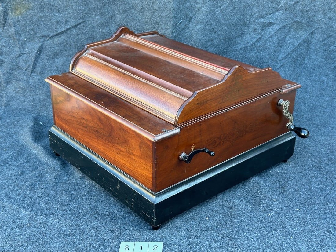 Musical Cabineto Paper Roll Organ (1 of 3)