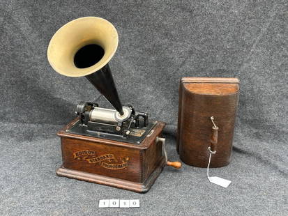Edison Standard Cylinder Phonograph: K reproducer, cover, crank and brass bel horn. SN-591342