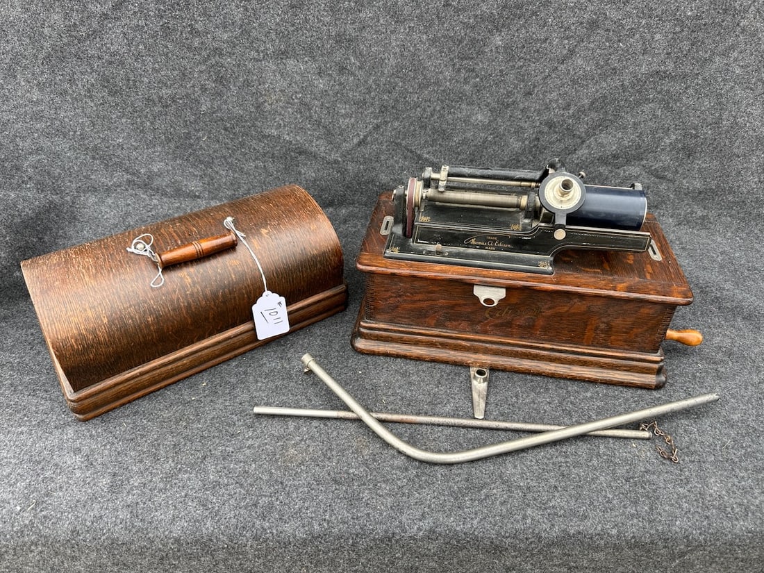 Edison Home Cylinder Phonograph (1 of 3)