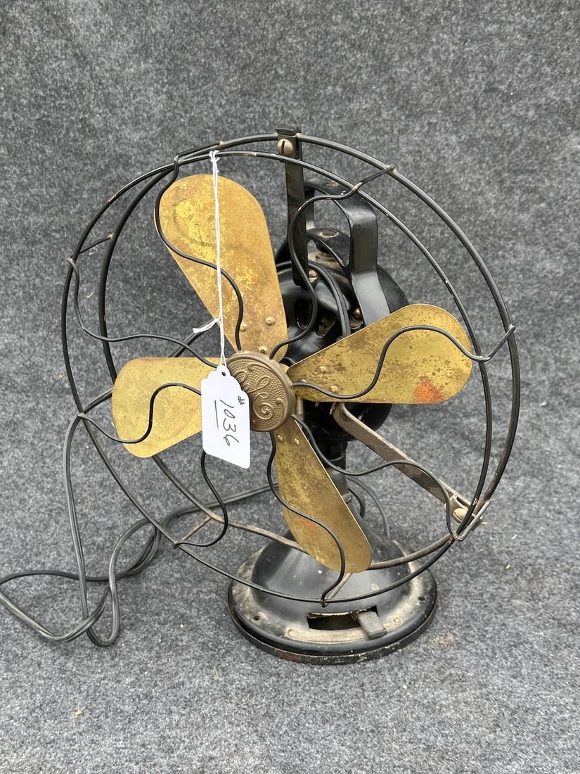 General Electric GE Brass Table Fan: Type AU, Form AD1