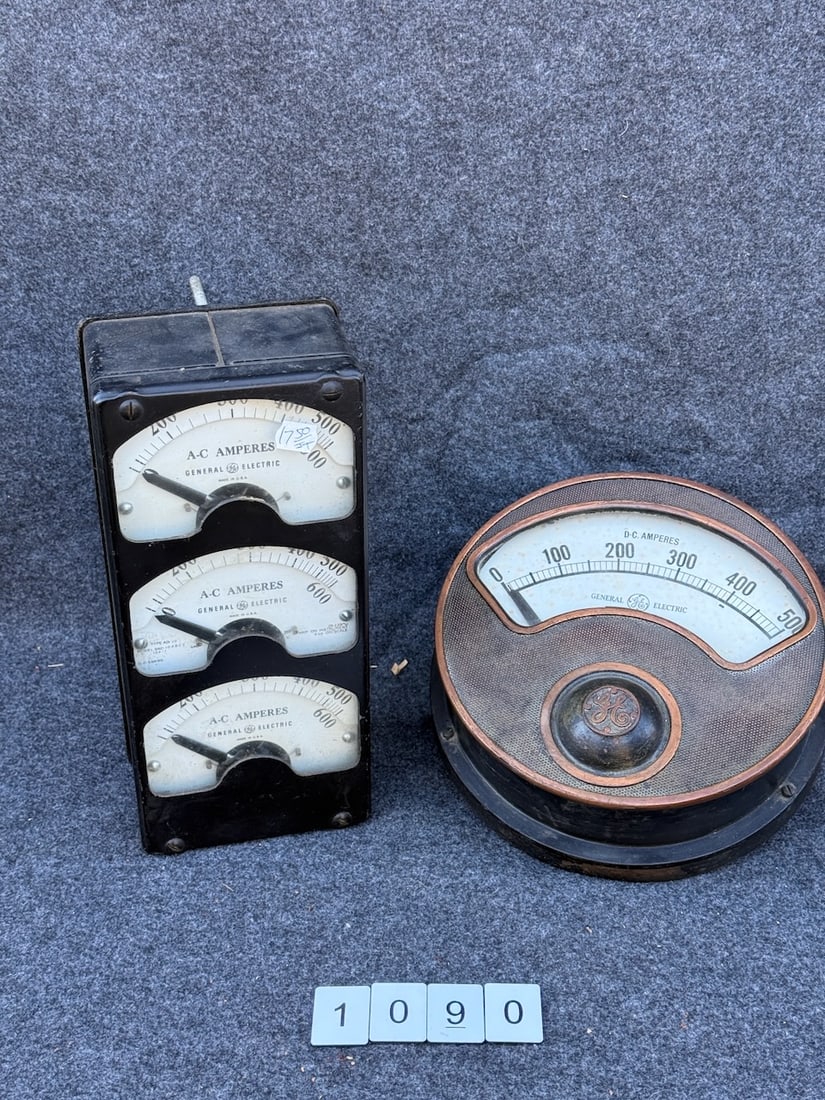 Two General Electric GE Amperes Meters (1 of 4)