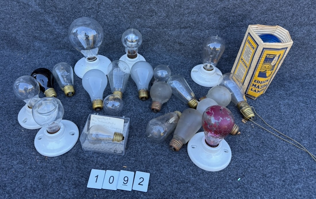 Group of Vintage Light Bulbs (1 of 4)