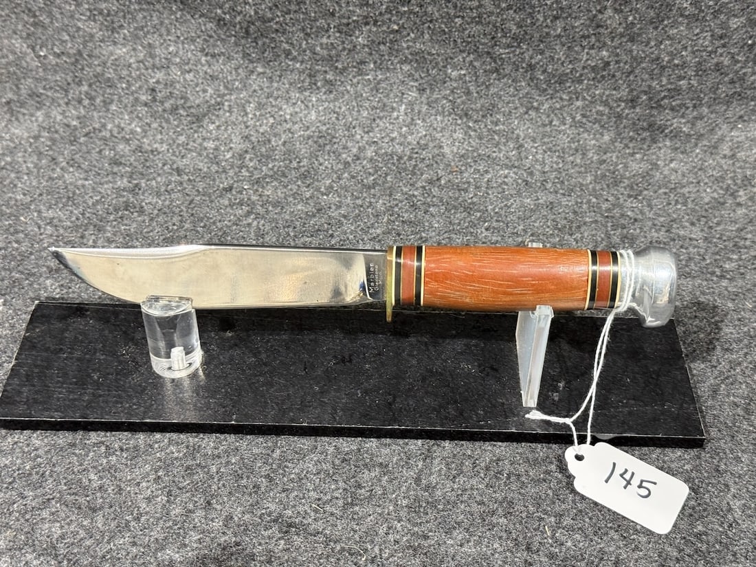 Marble's Hunter Knife (1 of 3)