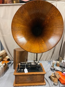 Edison Triumph Cylinder Phonograph