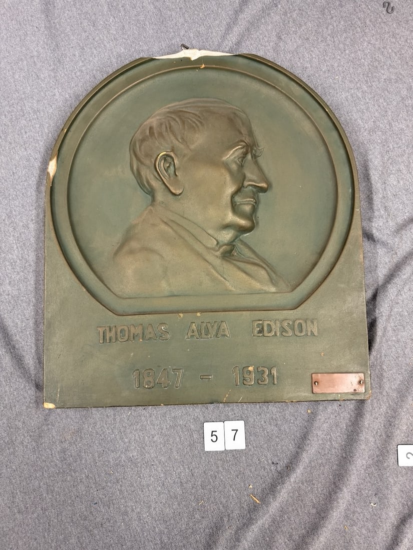 Edison Memorial Plaque (1 of 3)