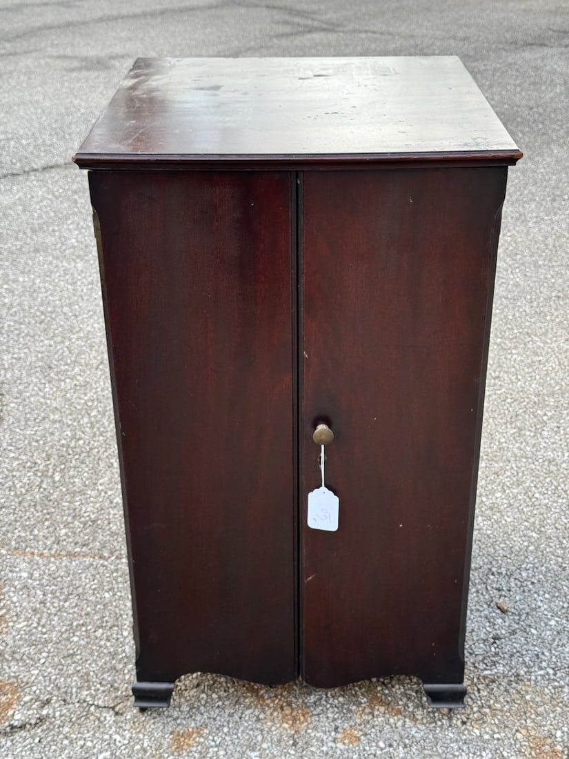 Pooley Mahogany record cabinet. (1 of 3)