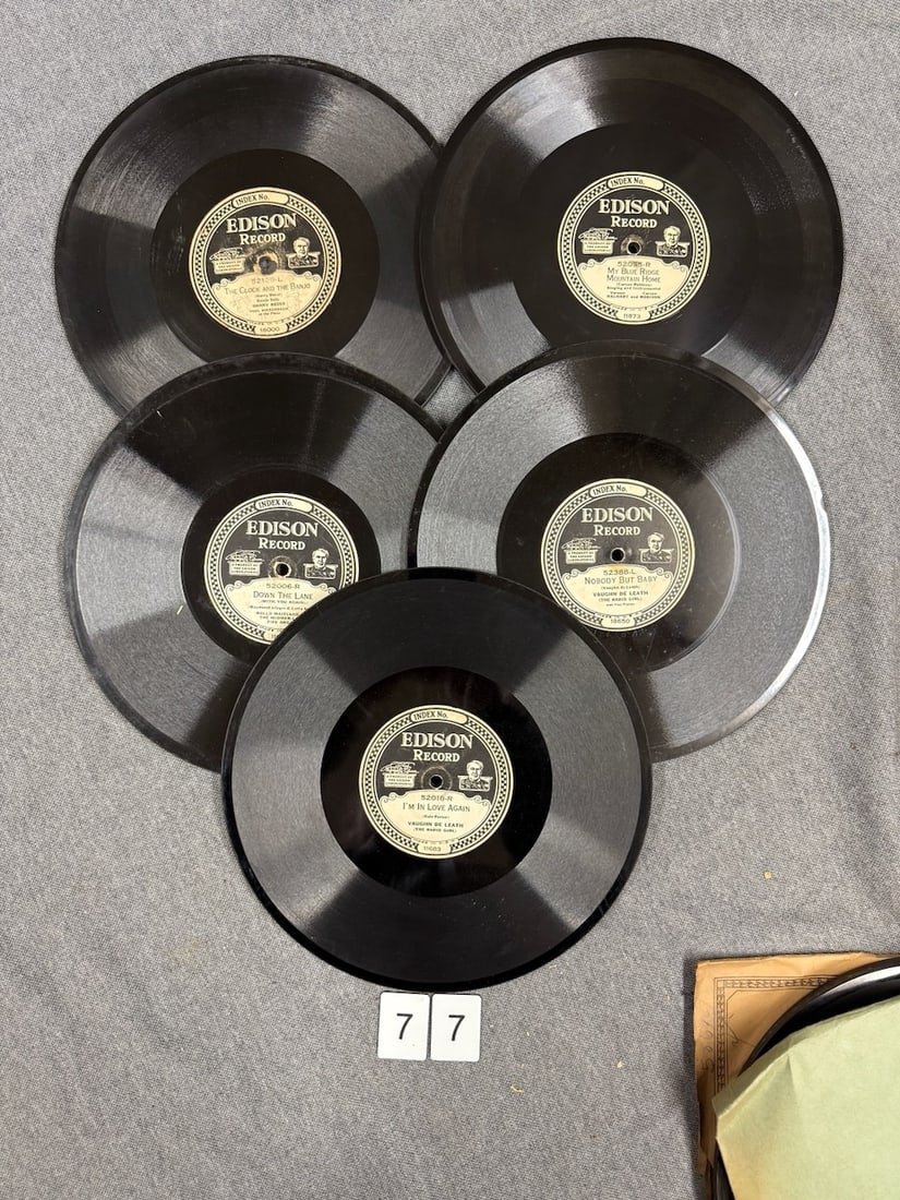 Group of 5 Edison Diamond Disc Records (1 of 1)