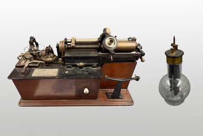 Edison Class M Cylinder Phonograph