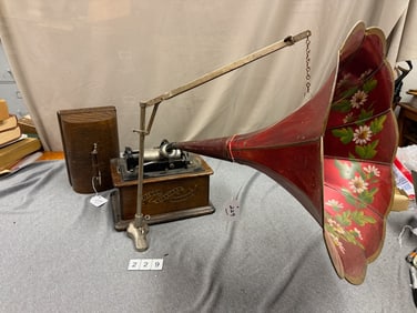 Edison Standard Cylinder Phonograph
