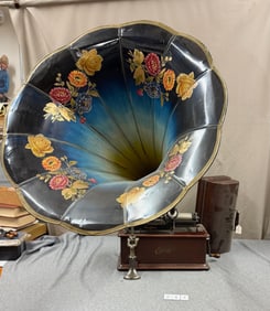 Edison Mahogany Home Cylinder Phonograph