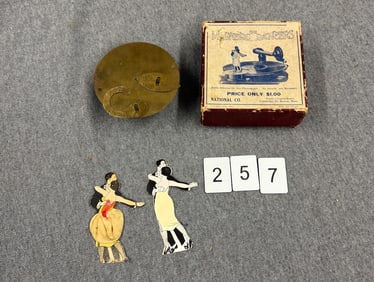 Phonograph Toy, Magnetic Dancers