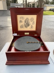 Regina Disc Music Box